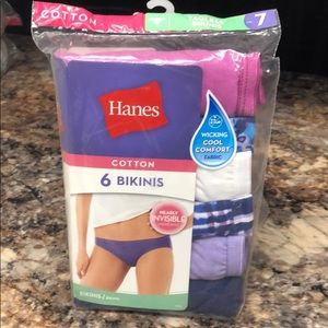 Hanes tagless 6 Bikinis size 7 NWT